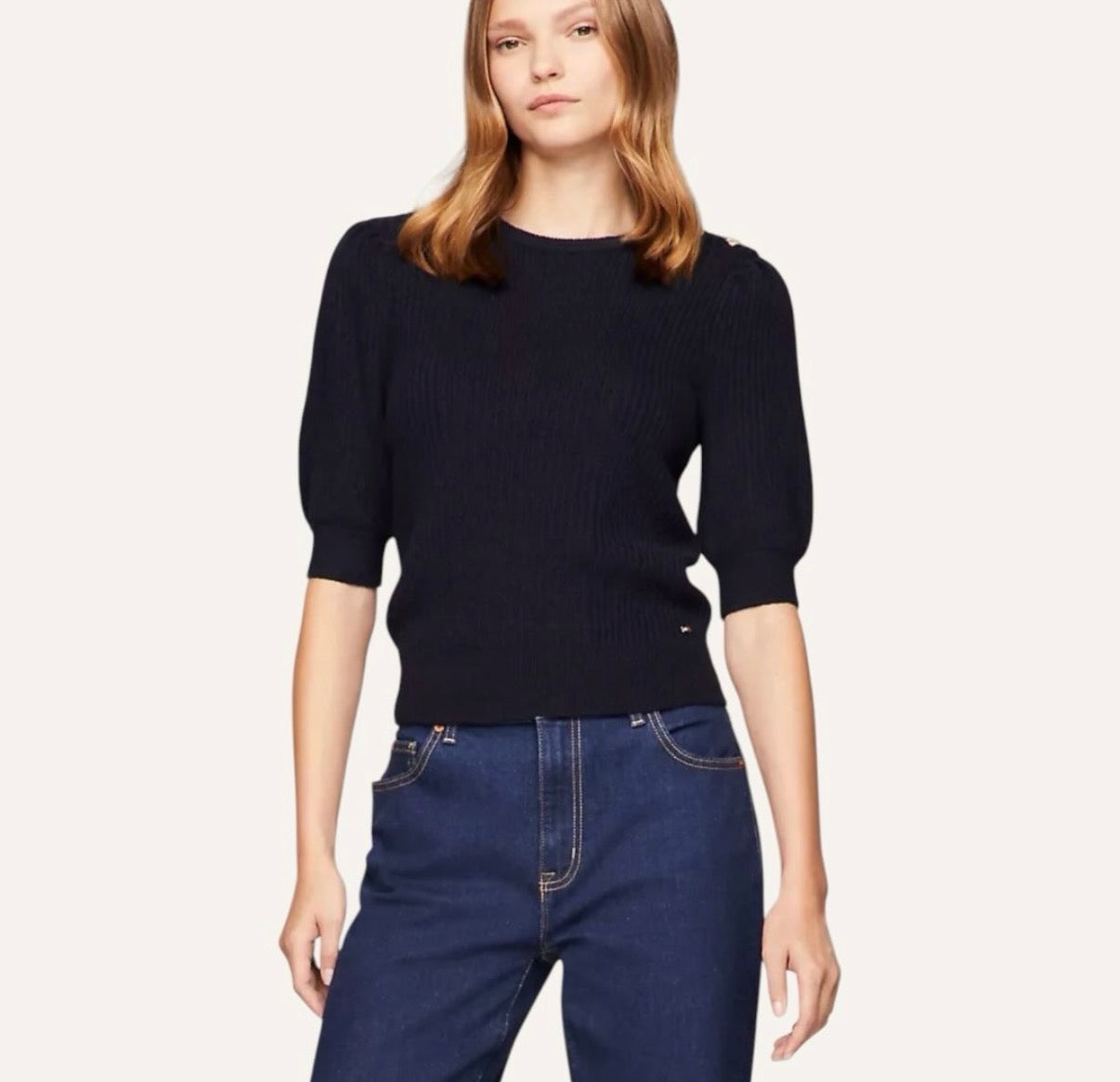 Blusa tommy hilfiger negra mangas medianas