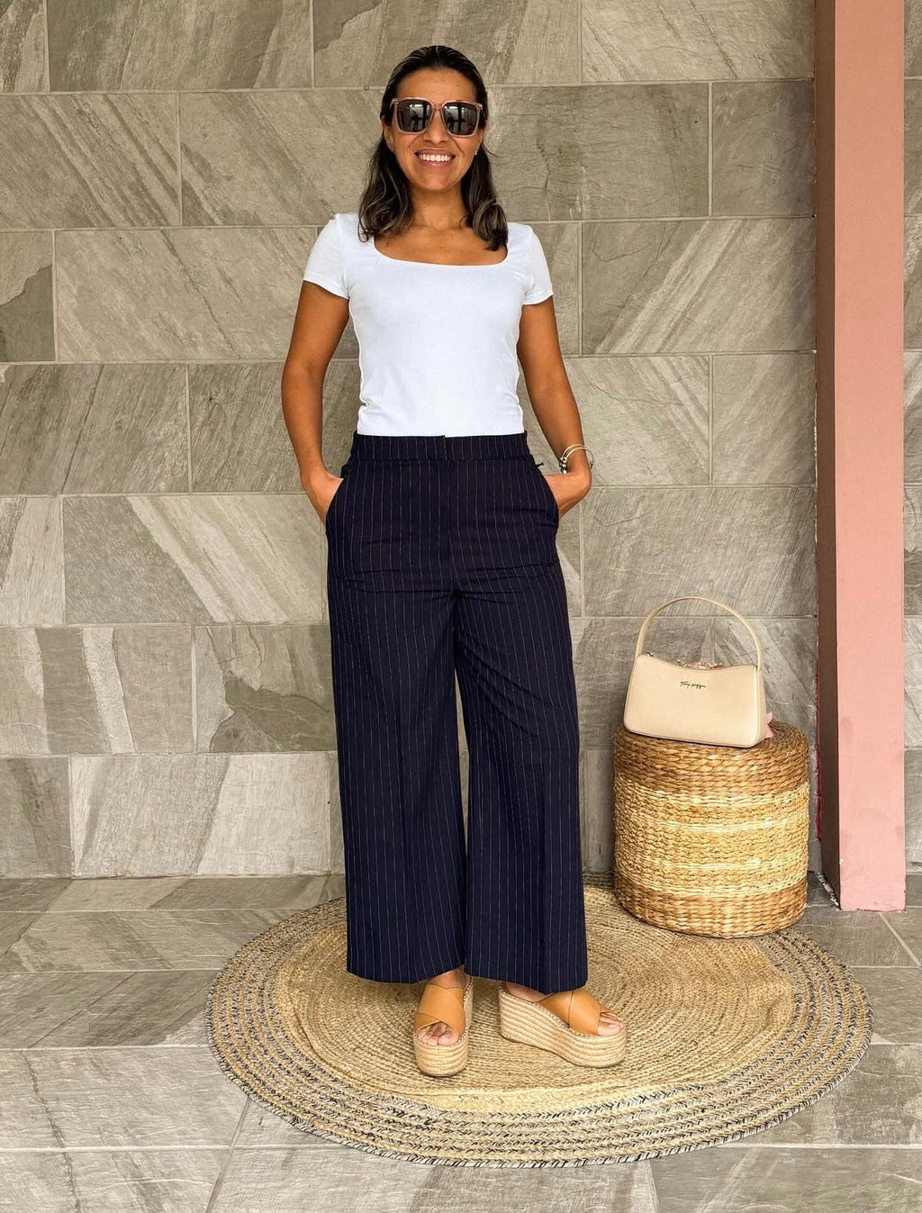 Pantalón azul de rayas