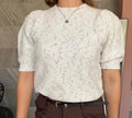 Blusa blanca detalle mangas bombachas