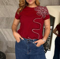 Blusa roja detalle flor