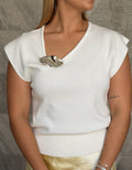 Blusa blanca detalle metálico